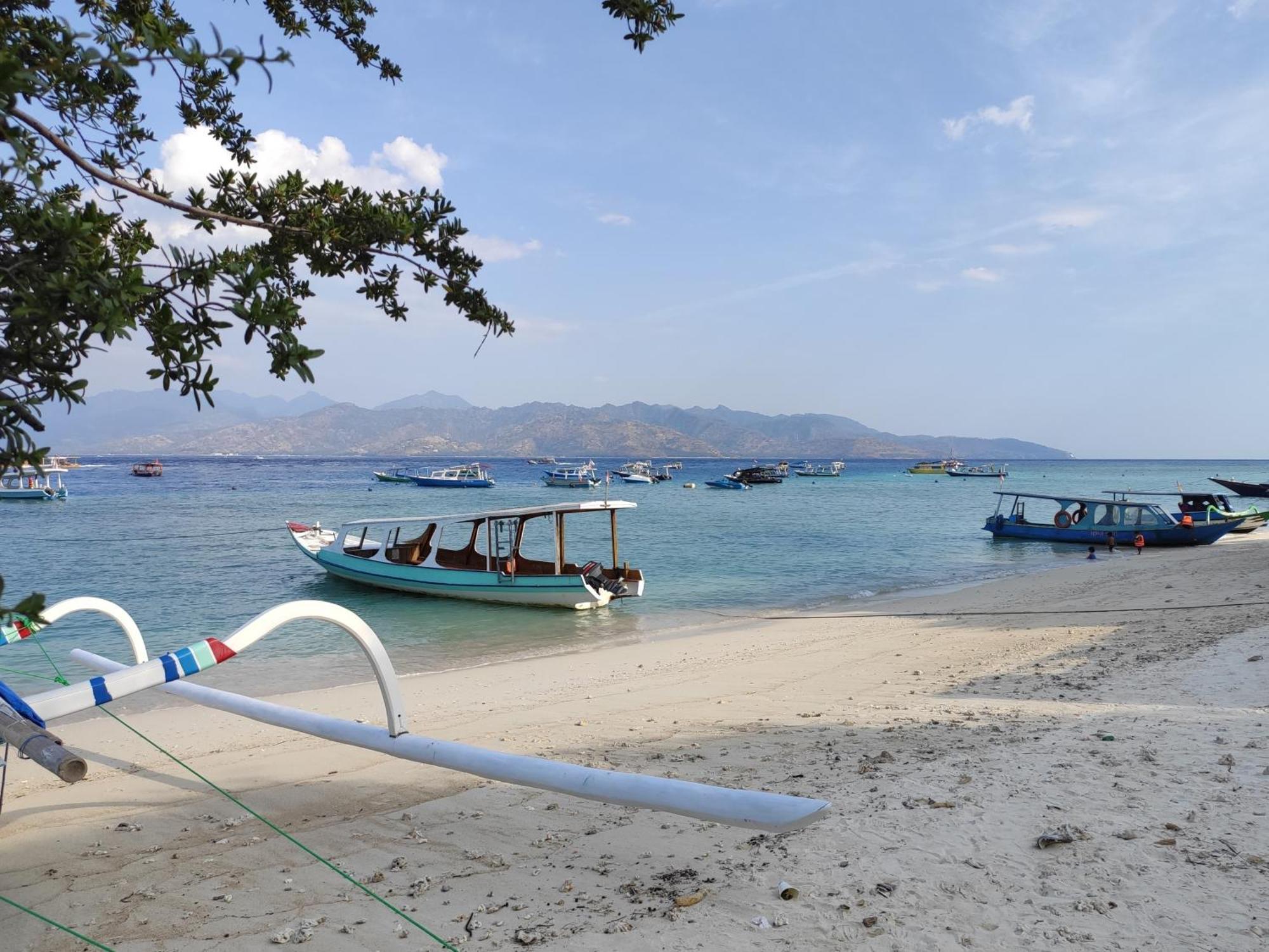 Gili Mesari Cottages & Homestay Джили Трауанган Екстериор снимка