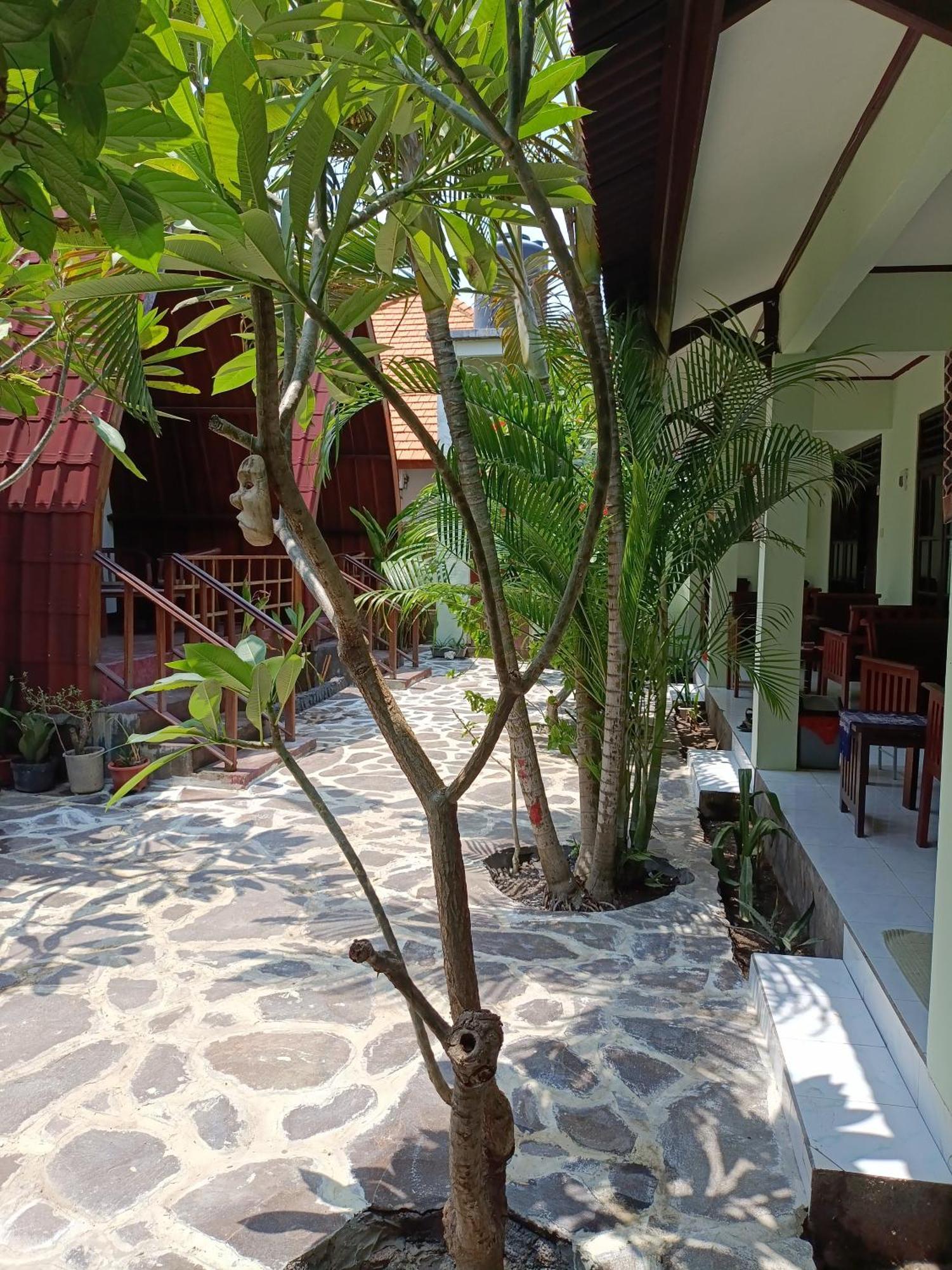 Gili Mesari Cottages & Homestay Джили Трауанган Екстериор снимка